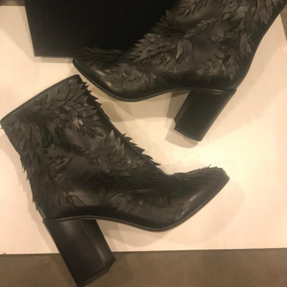 CHANEL 18C Leather Fringe Leaf Detail Ankle Boots Bootie Heels Shoes - Picture 7 of 12